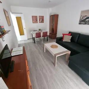 apartamento-acogedor-en-los-patios-de-san-basilio.es-andalucia.com/